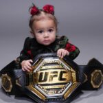 Tecia Torres Instagram - (SWIPE ⬅️) Y’all 🥹😍 can she get any cuter??? This little girl stole the show all fight week. #TeamRocky #daughter #happiness #love