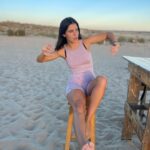 Teresa Pérez Instagram - Estoy en proceso de reconstrucción, adiós 😃 Pd: en el vídeo estoy diciendo algo en inglés que ni si quiera yo sé 🤷‍♀️
