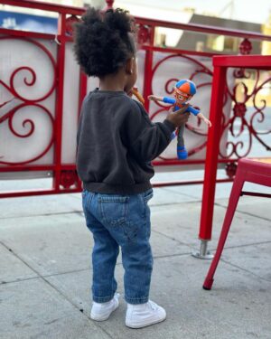 Tetona Jackson Instagram - And just like that I have a 2 year old 🥹 Happy birthday my precious baby girl. Words cannot express how thankful I am for you. 
Also… @blippi & fries for the win… always lol