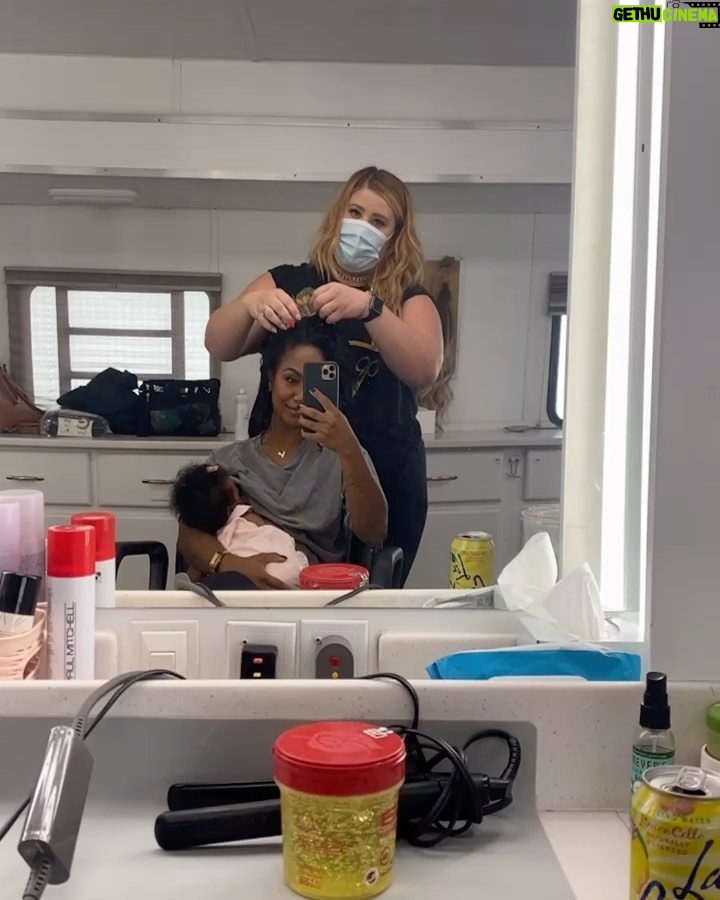 Tetona Jackson - 2.5K Likes - Some bts from The Housewives 🎄🎬 #housewivesnorthpole