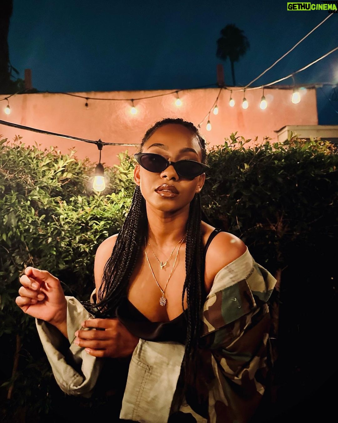Tetona Jackson Instagram - Stepped out
