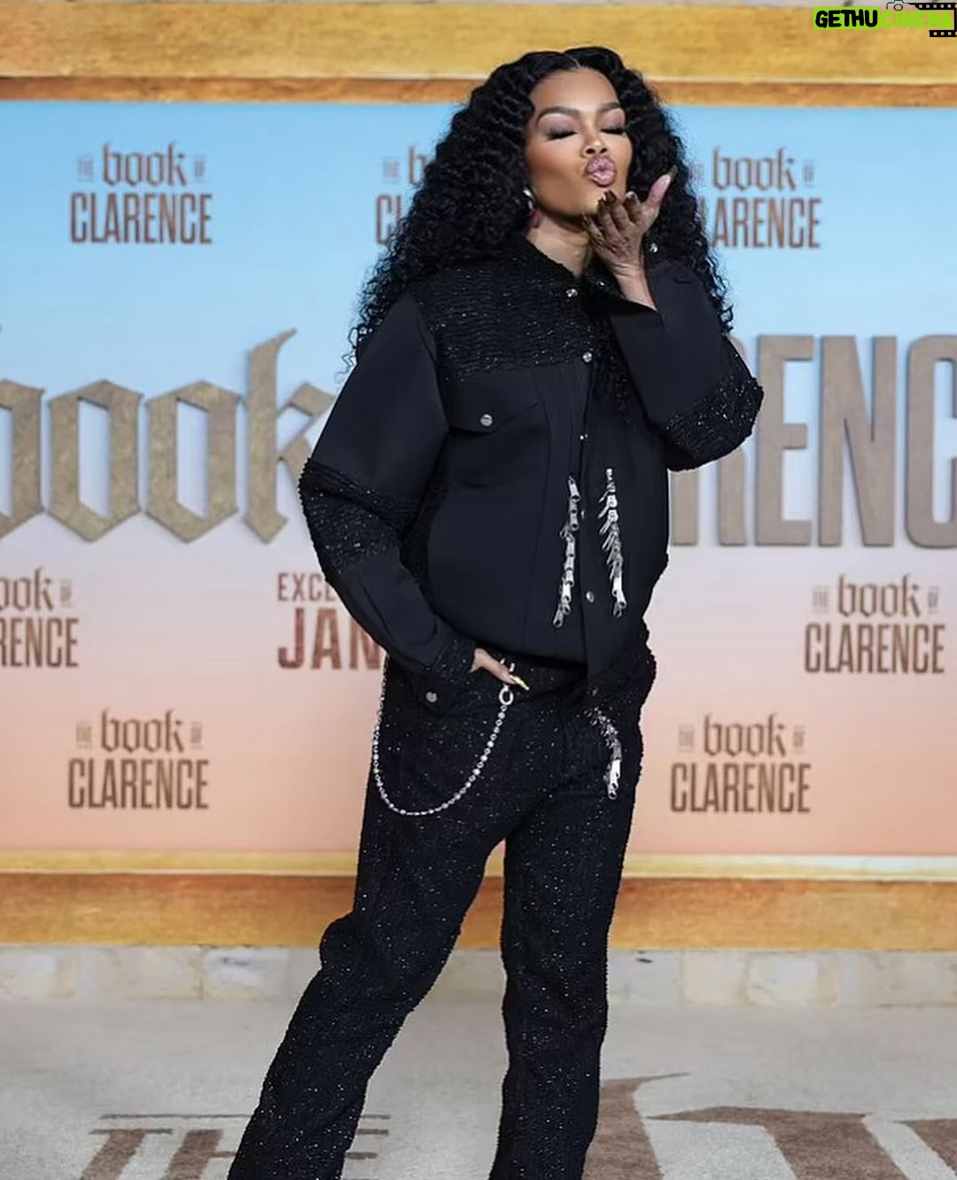 Teyana Taylor Instagram - The Book of Clarence premiere 🍿❤️🙏🏾