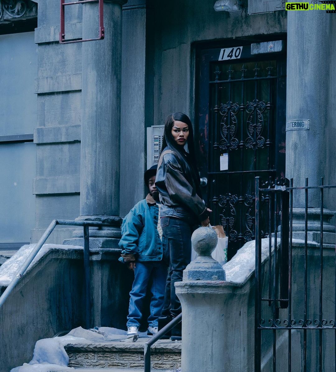 Teyana Taylor Instagram - π€―π€―ππΎππΎππΎπ€―π€―Nahhhhhh the thought of President @barackobama at his crib watching βA Thousand And Oneβ is toooooo littttttt! Ayeeeeeeeee π©ππ€―ππΎππΎ #athousandandone Check out some clips from #athousandandone if you havenβt seen it and you can check out full movie on all streaming platforms ! ππΎππΎπΉπΉπΉππΎππΎ