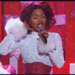 Teyana Taylor Instagram - In the midst of celebrating 70’s years of “Santa Baby” here’s a throwbykeeeee I don’t think I’ve ever posted of me before performing Santa Baby in 2016 at the @vh1 Divas Holiday: Unsilent night special!!!! LOL🎄🎁🎄And since we are in the holiday spirit I might as well share 🙈😩😩😭😭😭 RIP to the Queen Ms. Eartha Kitt 🙏🏾 We Love you! 🫶🏾💕❤️