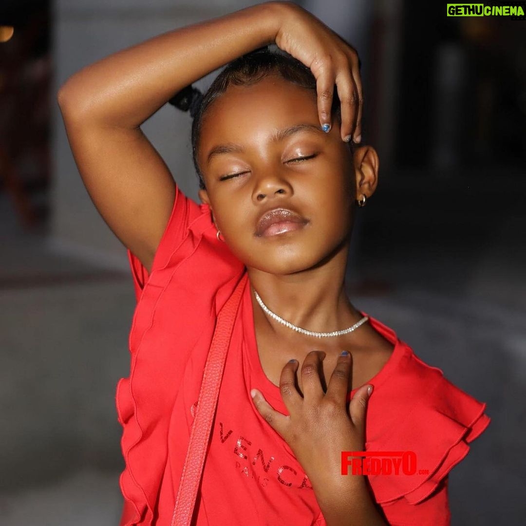 Teyana Taylor Instagram - 4 + 4 = ATE!!! Happy 8th bday to my lil ICON @gottalovejunie 🎉 To the sweetest thing I’ve ever known.. My heart, my twin, my strength, my ridah, my world! I can go on and on because I am literally obsessed you! You keep me whole. I live for you, I breathe for you, I praise God for you everyday and there’s nothing in this world that I wouldn’t do for you my love. I know u are growing up on me sooooo fast, but just know, no matter how old you get, you will always be mommy’s baby! Not only for the rest of my life & beyond, but for the rest our your’s, because you are my everything! Happy bday baby girl I love you 🥺🥹😭❤️🌹🎉🥳🎂
