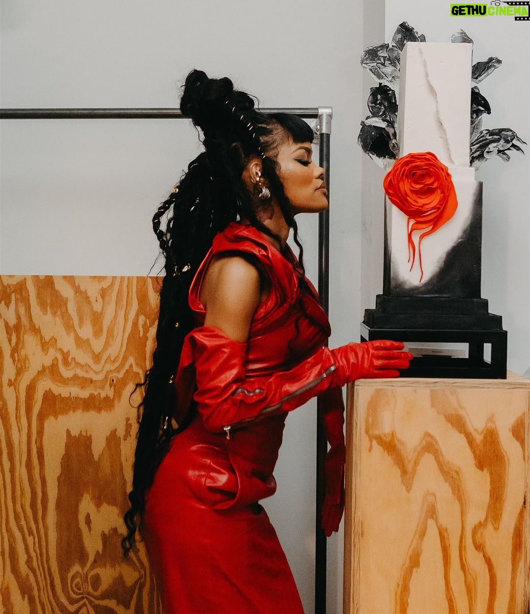 Teyana Taylor Instagram - Father God, Let me tell you something about your FAVOR, your favor can’t be stopped! Lord, You told me in John 8:12 that, you are the light of the world & if I followed you I wouldn’t have to walk in darkness, because you would have the light that leads to life! Amen. You promised to protect me from the evil In the face of adversity, & you rescued me. So I humbly submit to you with a thankful heart. Thank you for reminding me that your Love & blessings don’t come with conditions and as the flames dance upon 33 candles, I find myself immersed in the profound reflections of a journey shaped by growth and artistic evolution. Embracing the present, I stand at the threshold of the unknown, ready to inscribe new chapters in the book of life. Here's to the intricate dance of time and the wisdom it unfolds. In Jesus name, Amen🌹🎂🌹 THANK YOU to all my family & friends that came out to celebrate me on such a special day for me. I feel so full ❤️🌹❤️ #33 12.10.90 🌹 📸: @insurgovisuals @destinyfulfild @kvnhrtlss @oneshotmia I will be sending out all my special THANK YOU’S to everyone involved with making this beautiful night unforgettable in part 2. (Next post)🌹