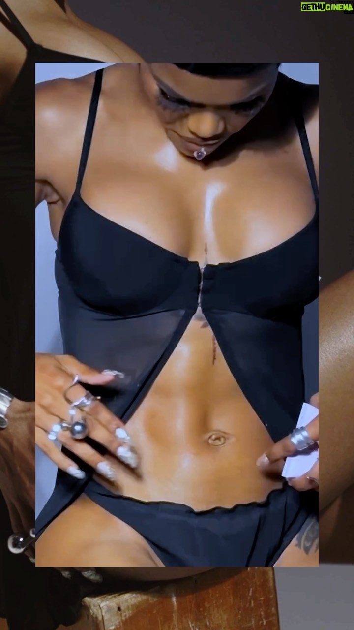 Teyana Taylor Instagram - I’m sooooooo excitedddddddd to have partnered with my favorite Spottie Hotties at @Topicals to put together a combination of my favorite products to keep you all SMOOTH and SLATHERED. THE TEYANA EDIT IS OUT NOW! To celebrate this collab, we’re giving you 25% off if you purchase my edit now! Show me how YOU Slather! Hope you enjoy 😊 xx #TeyanaXTopicals #HardBodySoftTouch #ad