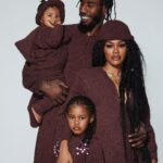 Teyana Taylor Instagram - Happy Father’s Day Hubzzzzz!🌹It has been one of theeeeee beautiful & greatest joys of my world watching you grow into the man you are today! Especially as a parent. No one ever said it would be easy but you make this papa thing look like a breezeeee. I love you, We love you. Happy Papa Smurf day @imanshumpert 🌹🌹🌹🌹