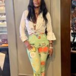 Teyana Taylor Instagram - Happy Mother’s Day to the glue that keeps my lace fronts laid… The bump to the curls in my perfect pixie… the soul to my glow… the hot to my mama! you get where I’m going with this 🤣🤣🤣❤️❤️ I love you so much my love. I thank father God for you every second. Thank you for you. 🌹 @nikkitaylor1234 🌹