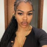 Teyana Taylor Instagram - Not a big selfie person but random late night selfies in a bathroom with good lighting is fucking lit 🤣 This bathroom don’t owe aunTey nothingggg bayyybeeee 😩😂😂🙌🏾🙌🏾🙌🏾🙌🏾