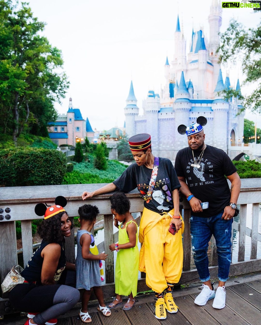 Teyana Taylor Instagram - Happy Father’s Day to the 🐐 one of my favorite people.. @boemoney_ I love ya soul pops. Sending you so much love! Thank you for YOU. See you soon ❤️🌹❤️