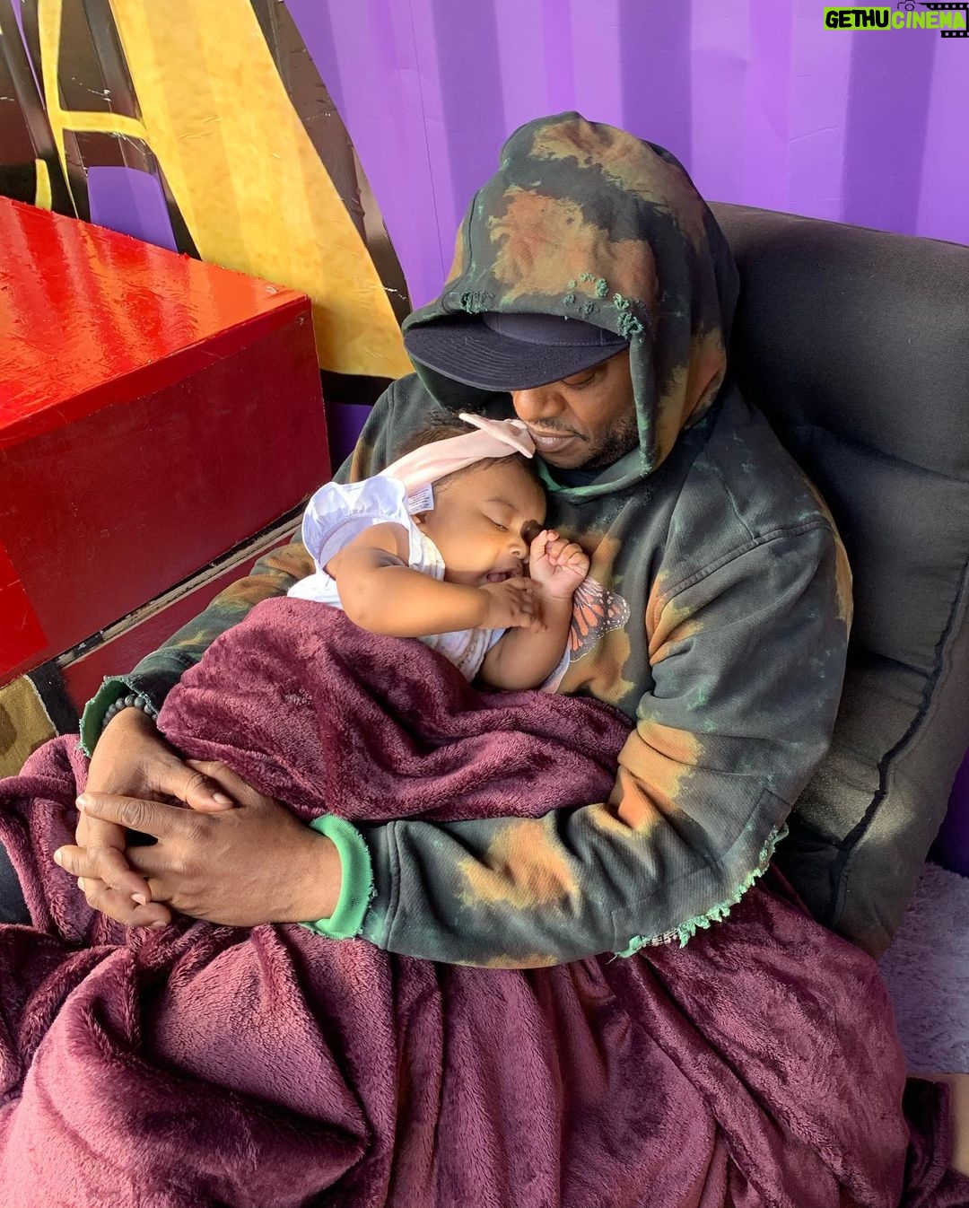 Teyana Taylor Instagram - Happy Father’s Day to the 🐐 one of my favorite people.. @boemoney_ I love ya soul pops. Sending you so much love! Thank you for YOU. See you soon ❤️🌹❤️