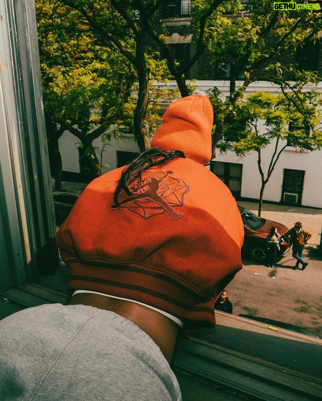 Teyana Taylor Instagram - Roses do not bloom hurried; for beauty, like any masterpiece, takes time to blossom ๐น ๐ฅน๐ฅน๐ฅน๐ฅน The Rose In Harlem 1โs & my collection with @jumpman23 will be releasing 2morr! & I will be at @atmos_usa 2morrow june 1st at 11AM EST- 12:30PM EST to sign sneakers & Merch so pull up on meeeeeeeeeeeeeeee ๐น๐น๐น๐น๐น DONโT BE LATE cause itโs first come first served! location is listed below and you can get more info at @atmos_usa ๐น๐น๐น Location: atmos Harlem at 203 W 125th st, New York, NY 10027. ๐น๐น๐น๐น๐น Check my stories to see all locations that will be carrying my kicks and collection starting 2morr!! Also shoe sizes will range from a womenโs 5W-17W ๐น P.S. Stay tuned for the official commercial coming out 2morr aswell!! ๐น๐น๐น๐น๐น๐น ๐ธ: @ro.lexx @kvnhrtlss