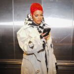 Teyana Taylor Instagram - One rose says more than the dozen 🌹 Thank you @goodmorningamerica for having me ❤️🌹 Check out the @bookofclarence in theaters Jan 12th 🙏🏾 📸: @kvnhrtlss