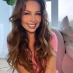 Thalía Instagram - No puedo creer este increíble detalle que tuvo la gente bonita de @smartfitmx, para celebrar a nuestro querido México 🇲🇽💃🏻 #AlaMexicana🖤💛
