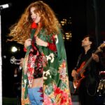 Thalía Instagram - Magia en el escenario💥 siento que floto✨