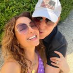 Thalía Instagram - We found each other in this crazy world 🌎 @tommymottola we are so lucky and blessed 🙌🏼✨🙌🏼✨ ¡Te amo!