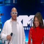 Thalía Instagram - ¡Qué noche para la música latina! ¡La música en español arrasando en los #VMAs! 🎶💥 ¡Cada presentación una mejor que la otra dándolo todo! 🥳 Latinos con todo el PODER global. ¡Gran noche para nuestra música! ☝🏼✨️🎶💥