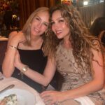 Thalía Instagram - Happy bday to me🥰🙏🏼