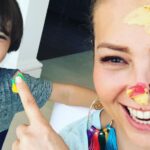 Thalía Instagram - ¡Amor mío hoy cumples 12 años! Gracias por iluminar mi vida con tu alegría, con tu presencia y tu compañía. Por dejarme experimentar y descubrir este planeta a través de tus ojitos. Es un regalo de Dios el ser tu madre corazón mío. En mí siempre tendrás una compañera de vida, una madre amorosa, una amiga traviesa, una maestra, una comediante, una aventurera, un exploradora, una cómplice, una constructora de legos imposibles, una atleta para seguirte el paso, no una cocinera, pero si una exploradora gourmet! Por ti soy y seré la mejor versión de mi! Te amo Matthew Alejandro!!! ¡Feliz cumpleaños mi amor! 🎁🎉🎈🍭