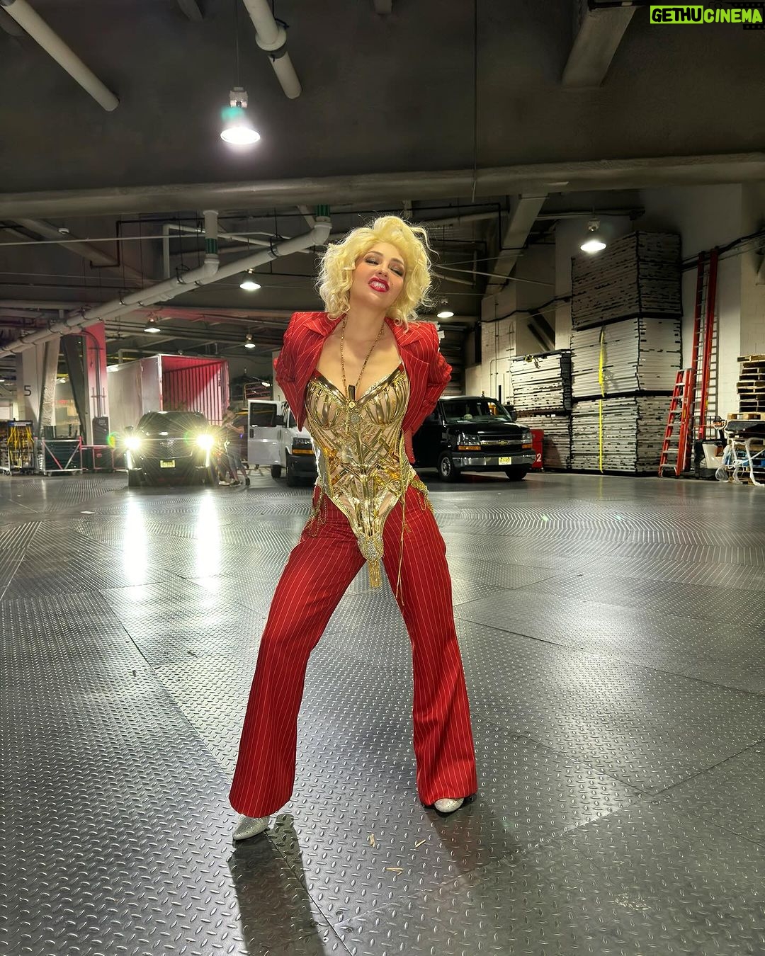 Thalรญa Instagram - Like a virgin ๐๐๐