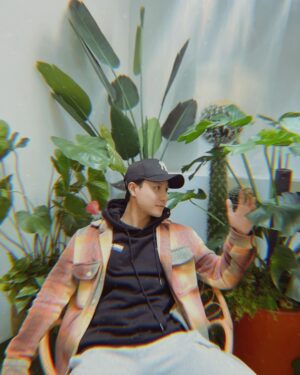 Thanh Sơn Instagram - Phong thuỷ tốt là:

Sống ở quận "THANH XUÂN" 😁
Làm việc ở nhà hát "TUỔI TRẺ" 🥰

Và mỗi lần đến quay phim tại VFC đều đi qua phố "THÀNH CÔNG" 😂
