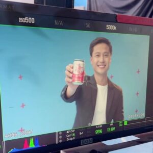 Thanh Sơn Instagram - Ngóng tới Tết để xem quảng cáo quá đi 🥰🥰🥰