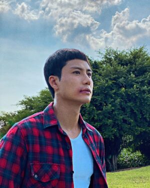 Thanh Sơn Instagram - Thương em ,là điều anh không thể ngờ …#11T5N