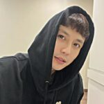 Thanh Sơn Instagram - Chúc cả nhà ngày cuối tuần vui vẻ 🥰🥰🥰 Giảm 4kg 🤩 người nhẹ đi rồi , nổi lên thôii