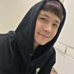 Thanh Sơn Instagram - Chúc cả nhà ngày cuối tuần vui vẻ 🥰🥰🥰 Giảm 4kg 🤩 người nhẹ đi rồi , nổi lên thôii