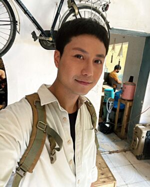 Thanh Sơn Instagram - Hẹn gặp lại t2 nhé … 
CALM AND SMILE 😁