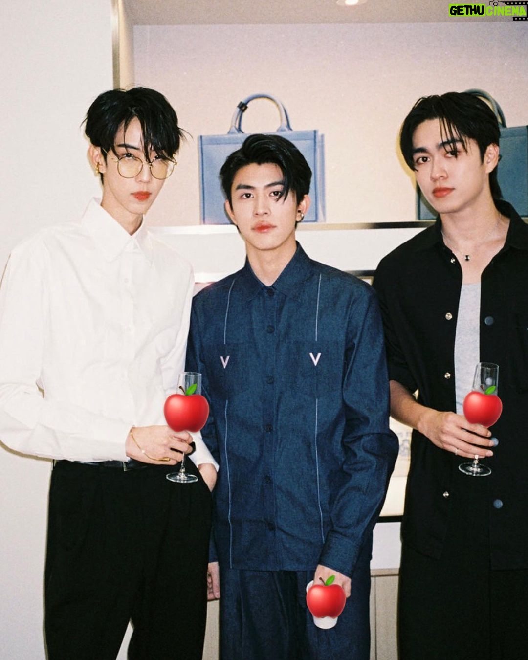 Tharatorn Jantharaworakarn Instagram - 🍎 @chatostudio