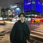 Tharatorn Jantharaworakarn Instagram - รอข้ามถนน