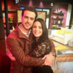Thelma Madrigal Instagram - Hace más de 20 años te conocí, acababas de llegar a México, recuerdo que estabas lleno de sueños y un gran deseo por triunfar, siempre lo has hecho amigo! Me tiene muy triste la situación por la que tú y tu familia están pasando porque sé que eres un gran ser humano, con un corazón enorme y lleno de buena vibra. Siempre has sido el mejor compañero, más que eso has sido un amigo incondicional. Hoy quiero decirte que no pierdas la esperanza, la vida te ha enseñado a seguir luchando y no caer en los peores momentos, fuerza Pablo!! 🤍Somos muchos los que te queremos y que estamos pidiendo por ti. Te adoro!!! @pablolyle