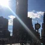 Thelma Madrigal Instagram – Bienvenido Diciembre y las canciones navideñas con todo! ⛄️❄️Falalalalala lala lala #flatironbuilding #flatiron #hellodecember #babytortu por cierto… amooo éste edificio! Madison Square Park