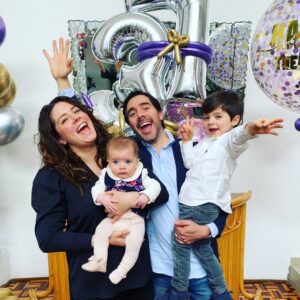 Thelma Madrigal Instagram - Happy Birthday to me!!! Hoy empiezo y termino un año.... estoy feliz y muy muy agradecida porque pude pasar mi cumpleaños con mi familia!!! Gracias @jroinigo por mis múltiples sorpresas, sin duda fue un cumpleaños muy especial!! 
#happybirthday #37