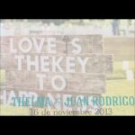 Thelma Madrigal Instagram - “Love is the key to happiness” 10 años y contando… 2 hijos que nos llenan de amor diario. Hemos crecido juntos como pareja y como personas, cada quien en lo suyo y juntando caminos. Nos fuimos de México y regresamos con sueños cumplidos y más sueños por cumplir juntos. Te amo!!! Gracias por tanto mini @jroinigo ♥️🫶🏼👏🏻