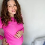 Thelma Madrigal Instagram - La dulce espera.... ❤️❤️❤️ En esta cuarentena yo estoy contando las semanas de Olivia 💞 Cómo van ustedes??? Más embarazadas en cuarentena por aquí??? . . . #babygirl #baby #pregnantlife #family #pregnant #happiness #love Bogotá, Colombia