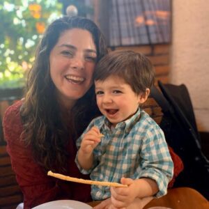 Thelma Madrigal Instagram - Feliz día del niño‼️ También felicidades a todos los que llevan un niño adentro y disfrutan la vida como niños!!! #felizdiadelniño #babytortu 
#happyness #joy #dream #play #enjoy