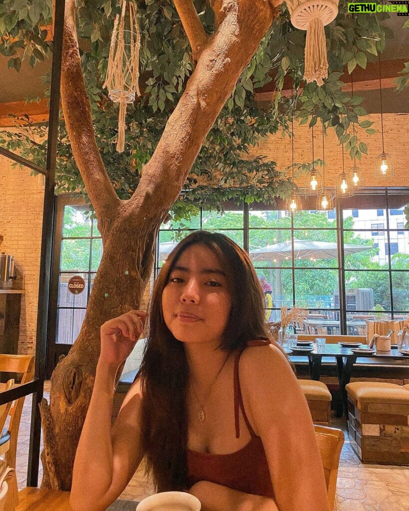 Therese Malvar Instagram - cafe conversations ☕️