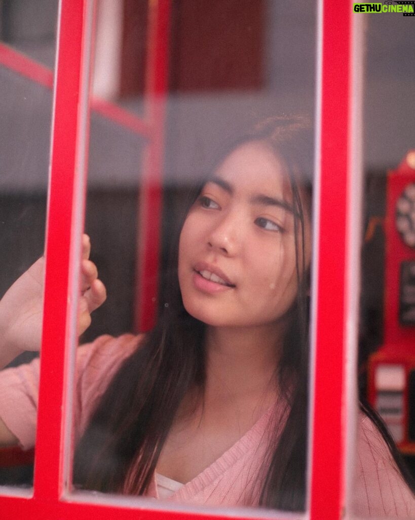 Therese Malvar Instagram - excuse me hi hello am I at the right place?