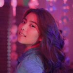 Therese Malvar Instagram – I’ve been fulfilling my role as a student more nowadays. Before kasi, my time would mostly be spent on work (as in tapings) and rarely on school HAHA. But right now, I’m spending more time on school than work (it’s a new feeling). 

Which then led me to being guilty that I’m just doing schoolworks since I’m used to juggling other things. I felt guilty of not doing much. But then I have come to realize that even fulfilling one thing or one role in your life… is also enough. No matter how many hats we put on, or how many plates we have on our table, kahit isa man ‘yan o marami, as long as we pour our hearts into it. That’s enough. 

Anyway HAHA gusto ko lang naman talaga sabihin na ang saya po ng college life ko lately because of my friends. Pls pray for us dahil Thesis era na 🥰