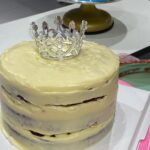 Therese Malvar Instagram – Christmas season na so why not bake a cake? First time doing it and we enjoyed it a lot!! Thanks @idim.ph for this fun experience!! 

Kamusta naman cake namin? HAHA kind comments only 😤 eme IDIM DIY Bakery