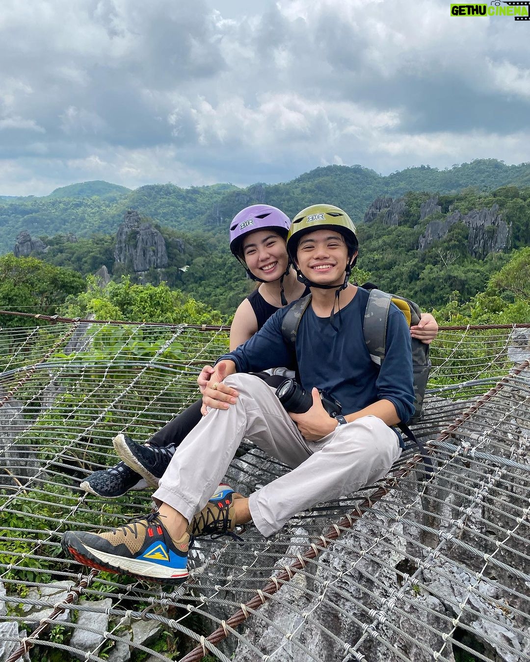 Therese Malvar Instagram - Enjoyed this well designed Discovery Trail of @masungigeoreserve this morning! (Jk lang sa hingal pic, it’s actually beginner friendly HAHAHAHA) Masungi Georeserve