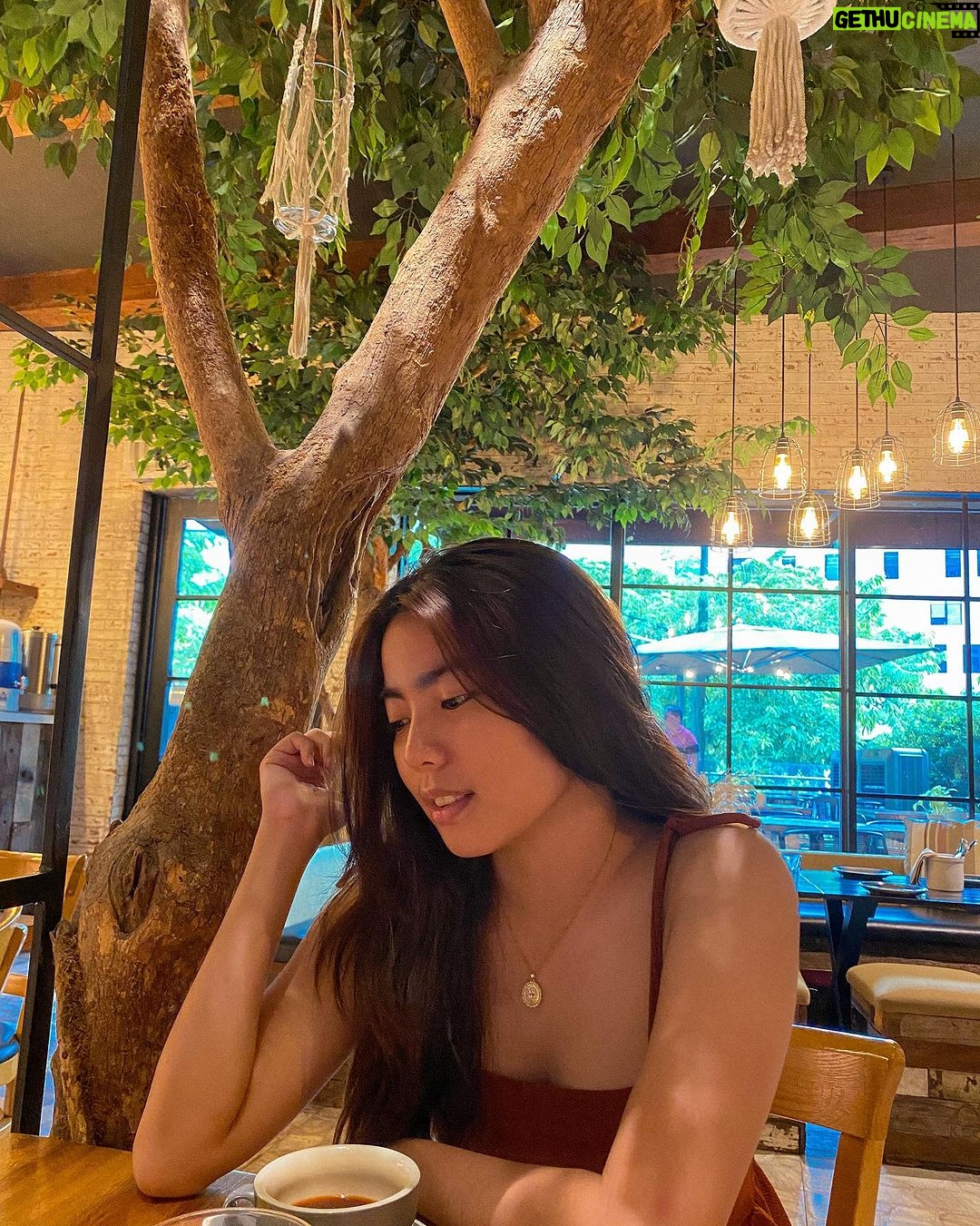Therese Malvar Instagram - cafe conversations ☕️