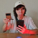 Thiago Vernal Instagram - Con Quickshare, enviar todo tipo de archivos es SÚPER FÁCIL, y lo mejor es que no solo sirve para enviar fotos y videos y otros dispositivos Galaxy, también a equipos de otras MARCAS! Realmente Épico 💜 #TeamGalaxy #Publicidad @samsungpe