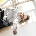 Thiago Vernal Instagram - La vida da golpes, pero los de la mamá duelen más...
