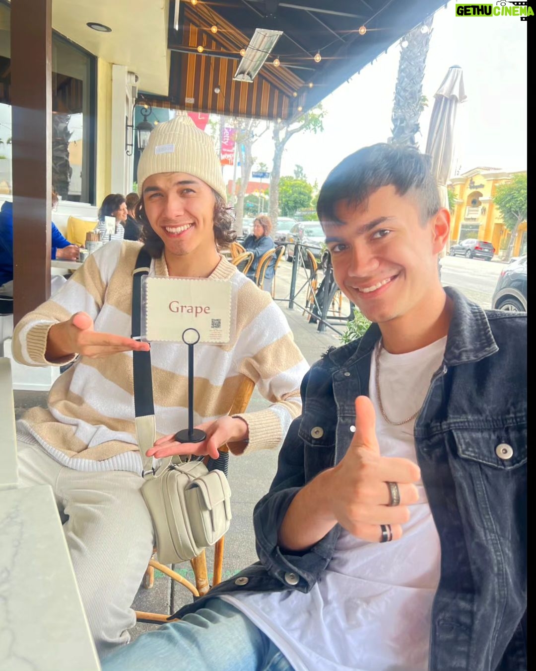 Thiago Vernal Instagram - Vaya fin de semana que se vivi贸 en Los 脕ngeles jij fui muy feli! 馃挍 Universal Studios Hollywood