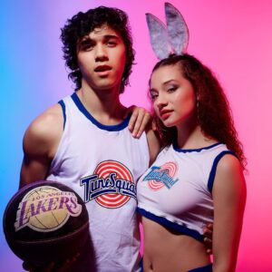 Thiago Vernal Instagram - My name is loola bunny …lola??🎃🐰💘?