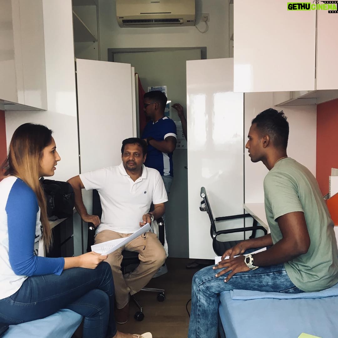 Thivya Naidu Instagram - Ongoing project ..AGARAM 41 episodes directed by Ali sir ..stay tuned for more updates @vasantham_mediacorp 🎥 #vasanthamtv #mediacorp #agaramvas #singaporeseries #2019 #morecomingsoon‼️ @imran_nedunchelian Singapore